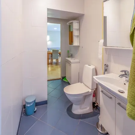 Daire Private Entry *